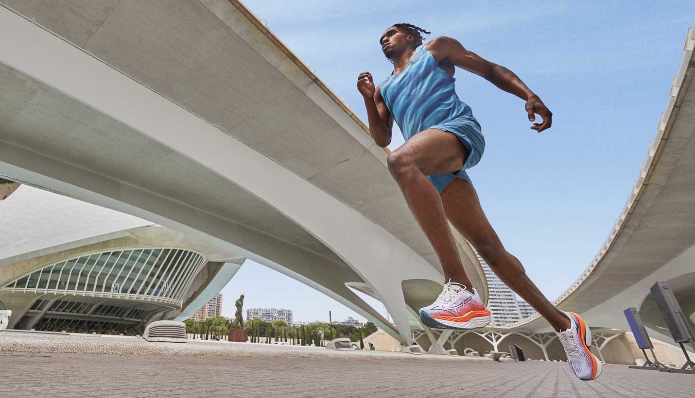 Nytt: Mizuno Wave Rebellion Pro